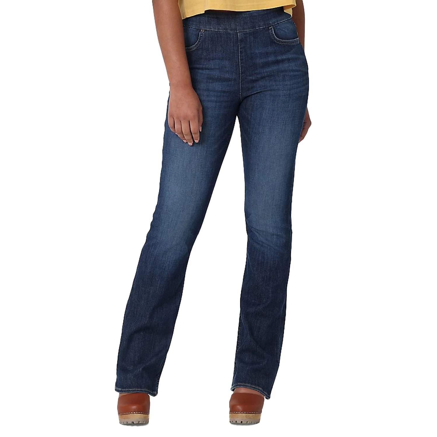 Wrangler Women's Retro Pull On Bootcut Jeans - Image 2
